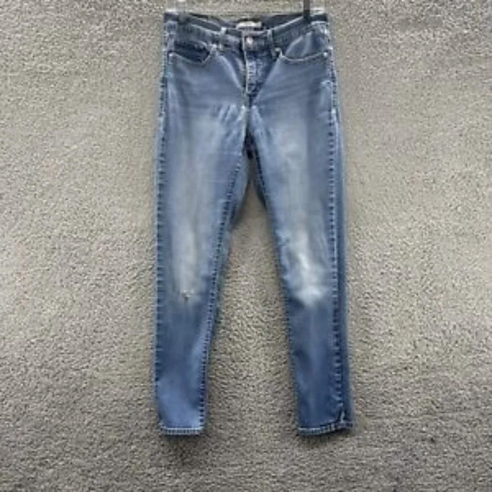 Levi's Women's Skinny Jeans - Light Blue - Picture 1 of 16